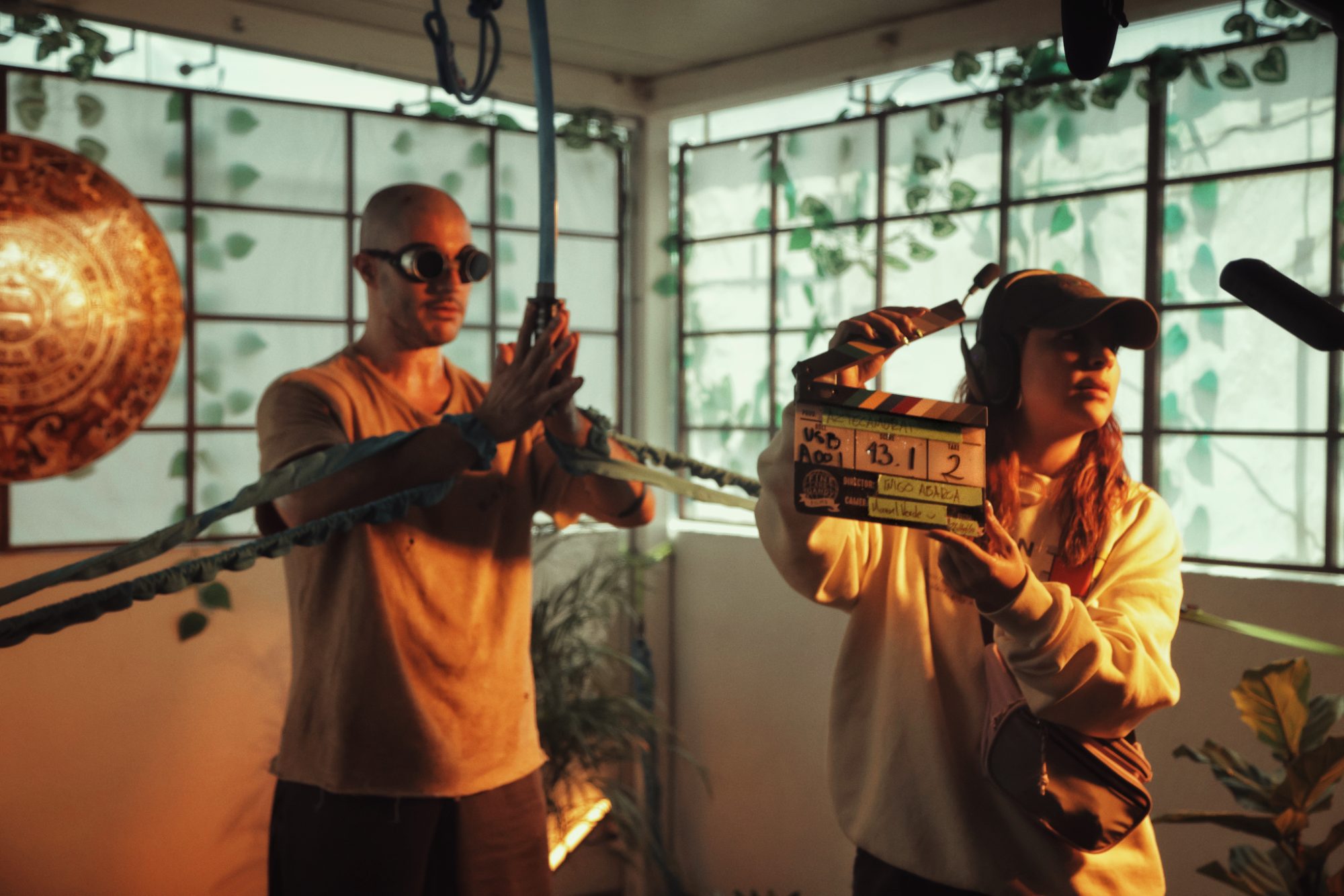 Claqueta durante el rodaje de Aztecamurai.